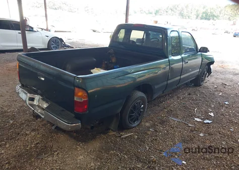 1999 Toyota Tacoma from USA, damaged, VIN 4TAVL52N0XZ567975